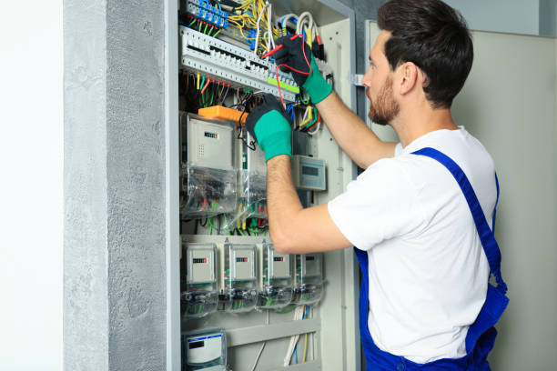 Best Circuit Breaker Repair  in Garden City Park, NY